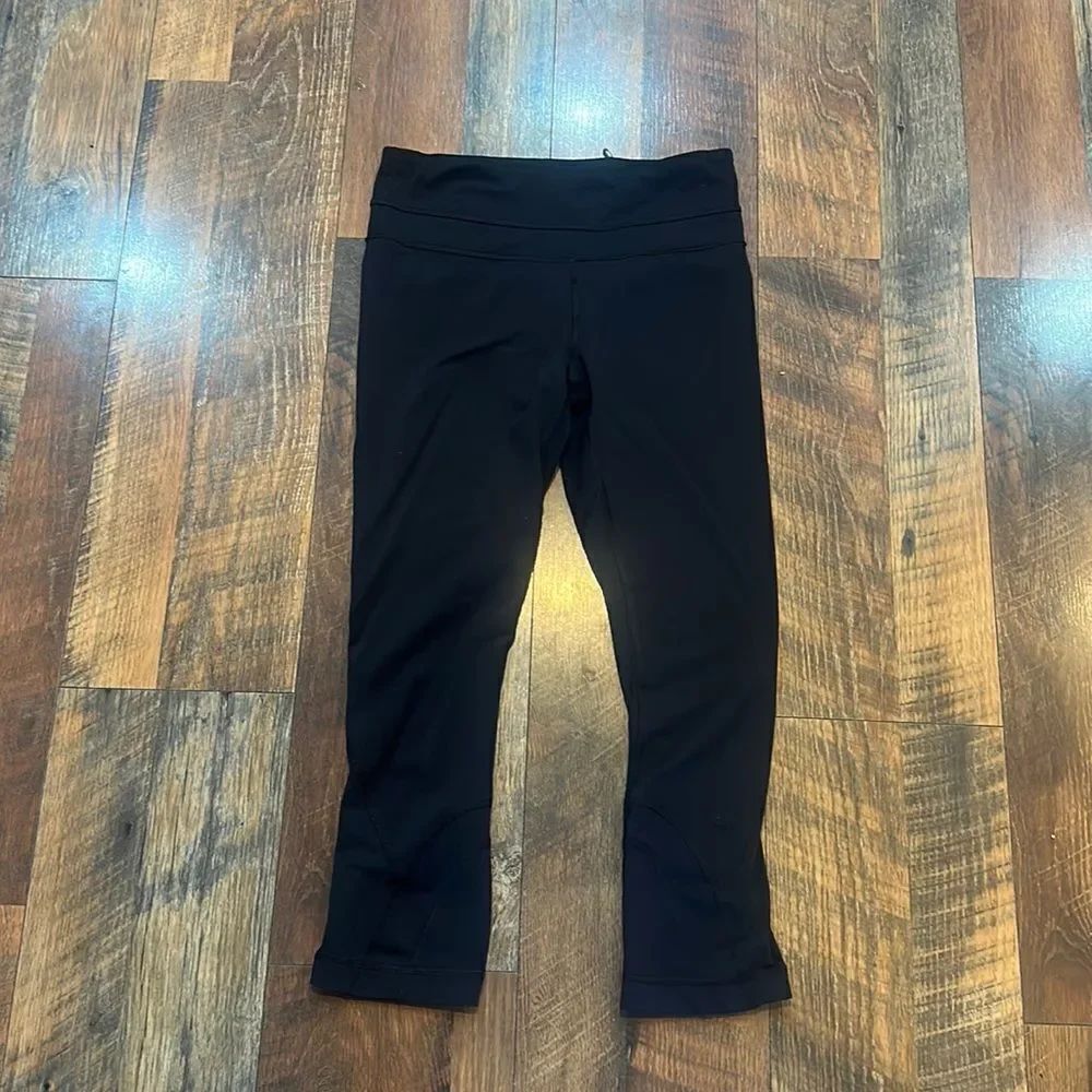 Lululemon Capri leggings 4 (1550)